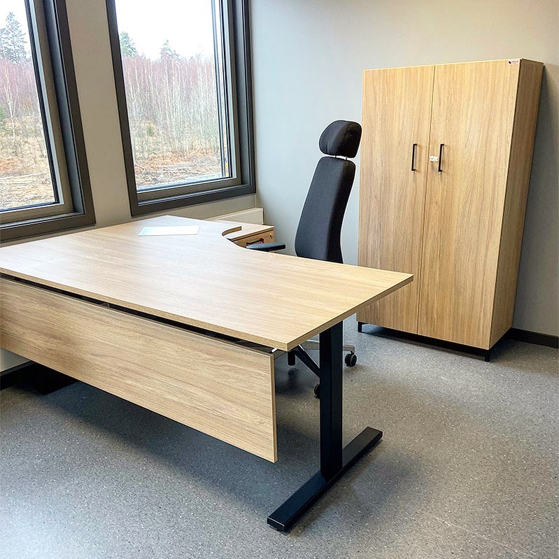 skrivebord arbeidplass hjemme eller på jobb